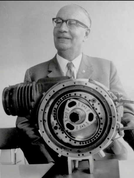 Tampa Bay wankel Engine Display